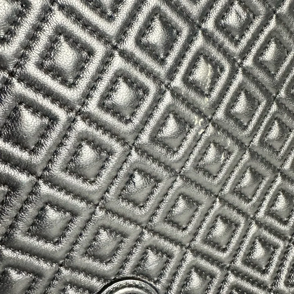 Tory Burch Marion Black Quilted Shoulder Bag with Chain Strap - Picture 2 of 6